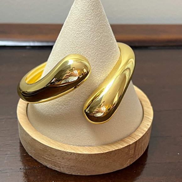 ADORNIA Gold Plated Overlapping Cuff Bracelet - Picture 1 of 5